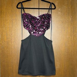 Sexy strapless mini dress
